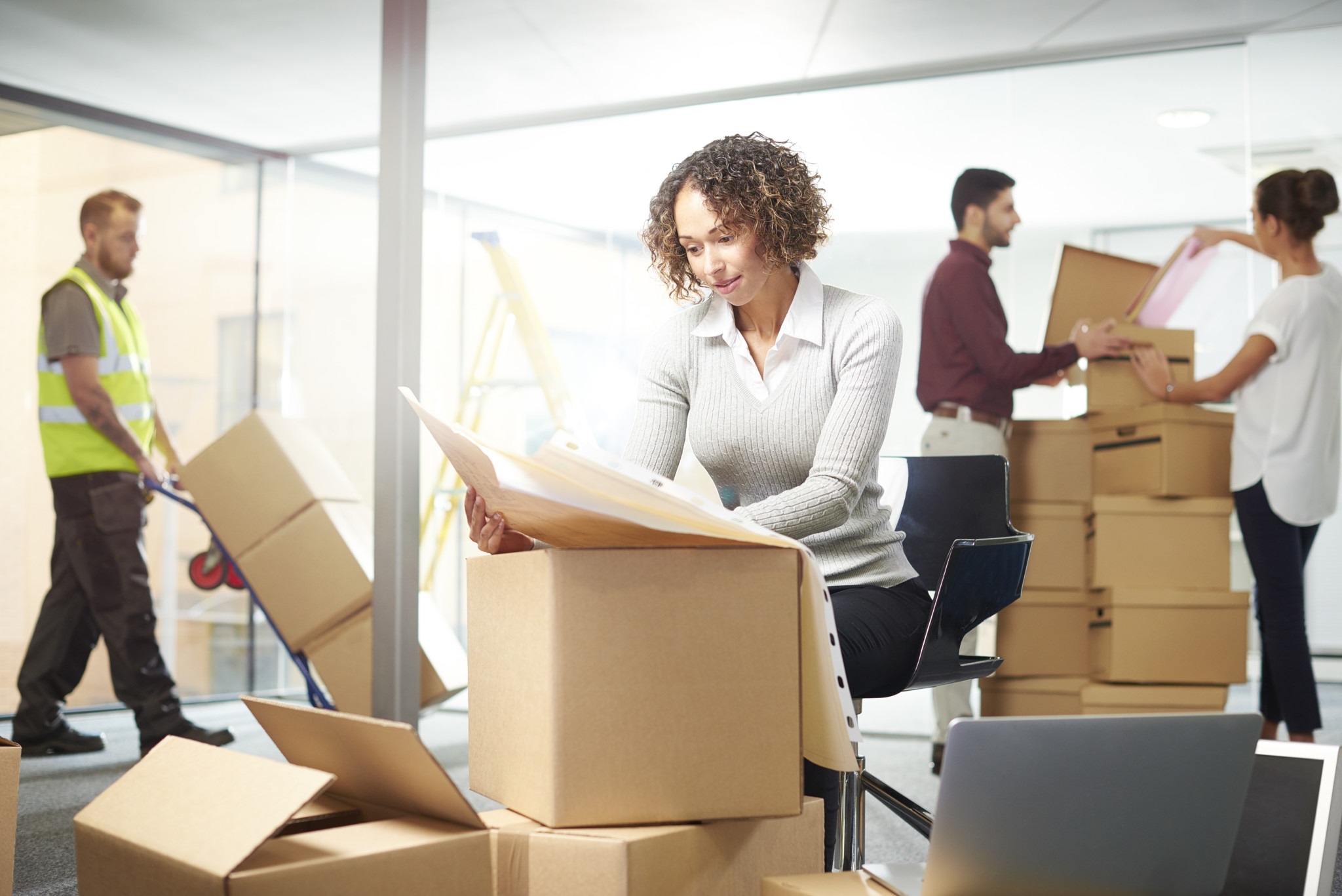 Moving Forward: Navigating the Maze of Office Relocation - Gagliar