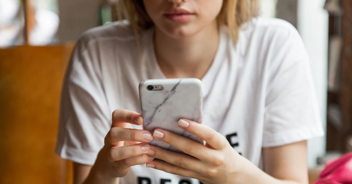 young-woman-phone-texting-cell-1200x628-facebook